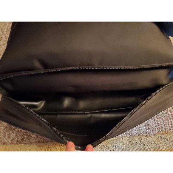 Orvis Unisex weekender/tote/gym/beach diaper bag - Picture 6 of 8